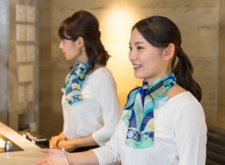 【派遣】ホテルのフロント・予約受付