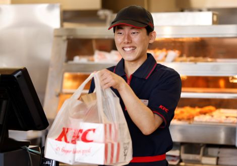 【派遣】フライドチキン店の店舗スタッフ・店長補佐
