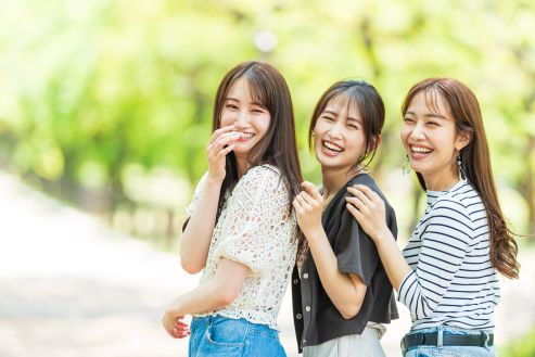 【派遣】高原にあるレストランで接客・ホールスタッフ