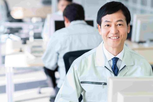 【派遣】事務フロアでシステム開発・管理