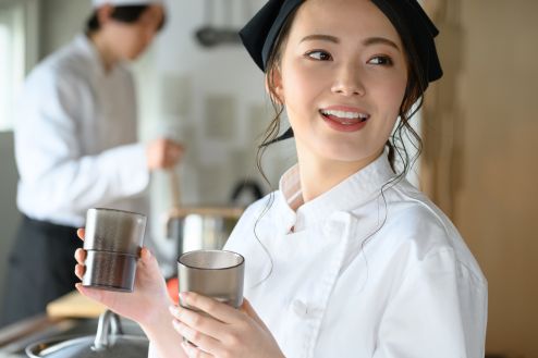 【紹介】焼肉店やとんかつ店のサービススタッフ