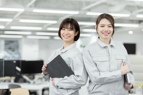 【派遣】梱包用シールの印刷などをする事務スタッフ