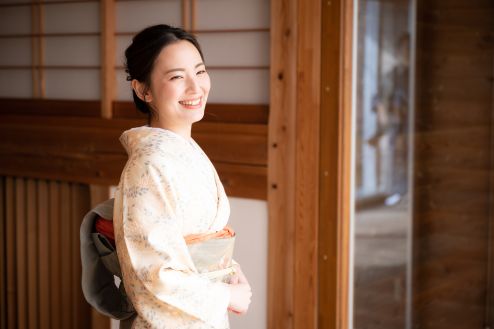 【紹介】フロントスタッフ/上諏訪温泉旅館 朱白