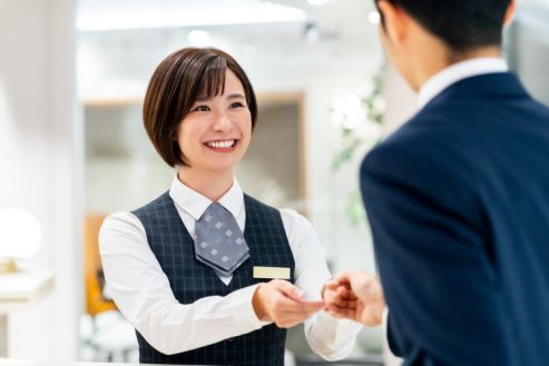 【紹介】ホテルの受付・フロント