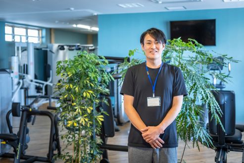 【紹介】体育館のジム設備の点検・清掃