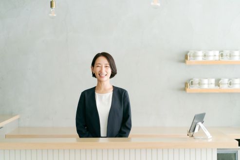 【紹介】ホテルのショップ販売・ラウンジスタッフ