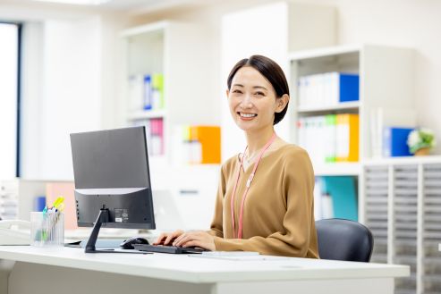 【派遣】倉庫内でデータ入力などの一般事務